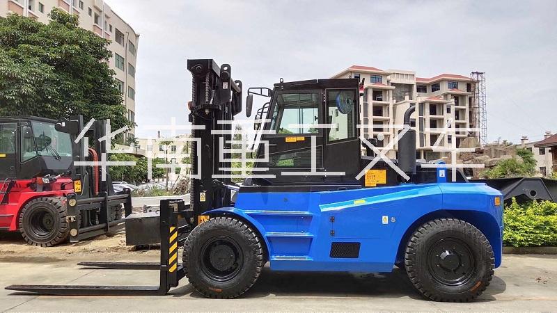 重型定制12噸叉車(chē)牌子|福建重型12噸-36噸叉車(chē)生產(chǎn)廠家