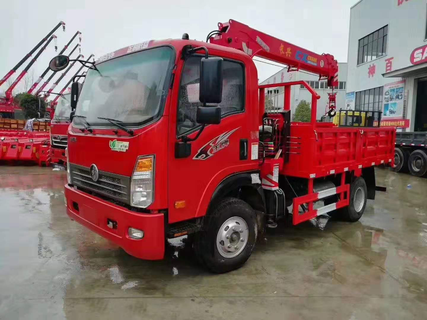 山區(qū)道路*短軸距隨車(chē)吊