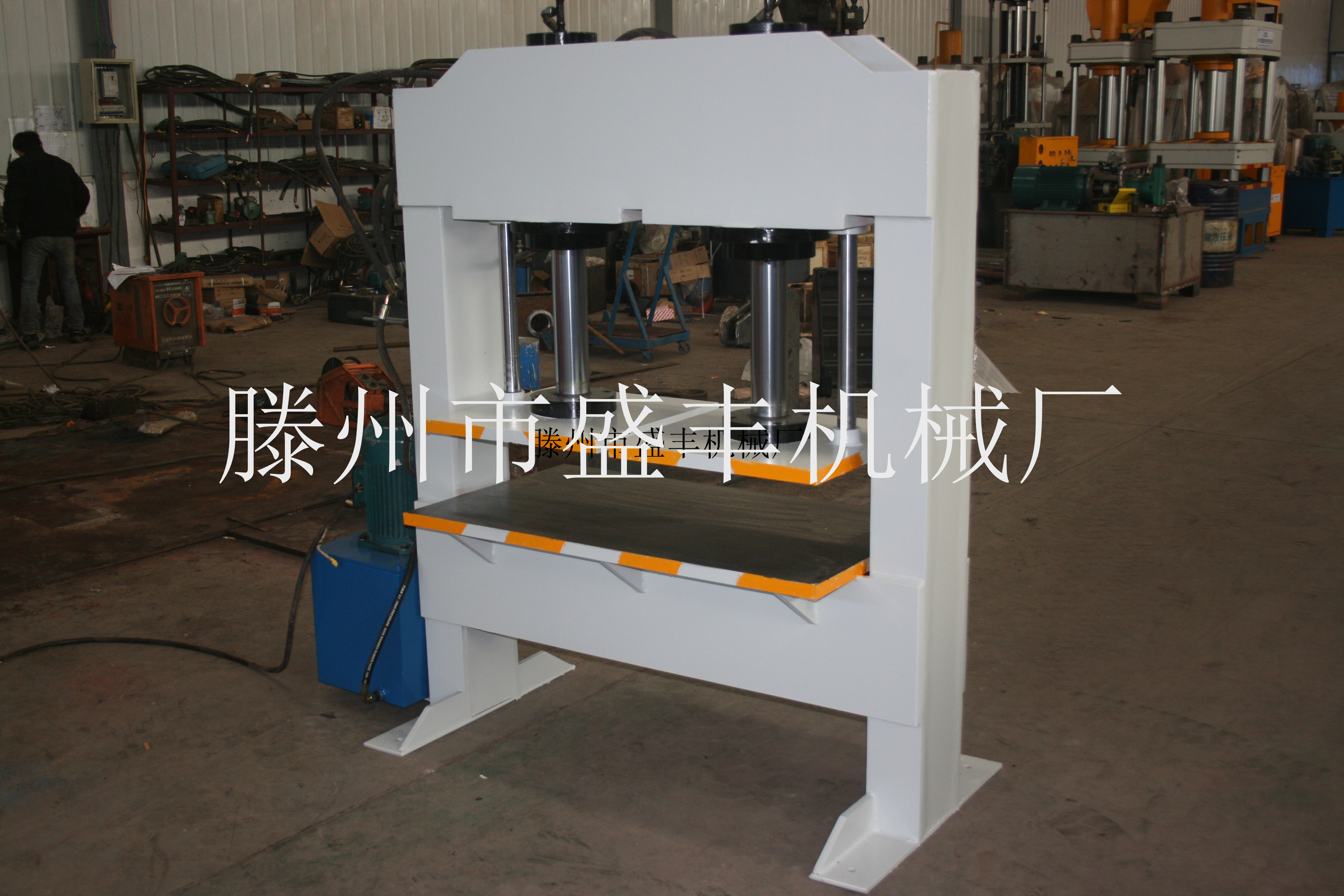 盛豐 40噸雙缸木箱壓邊機，框架式YM-40T液壓機