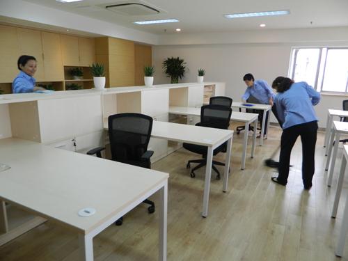 蘇州商場(chǎng)保潔服務(wù)價(jià)格電話  專業(yè)保潔清洗服務(wù)報(bào)價(jià) 蘇州寫字樓商場(chǎng)保潔公司 寫字樓保潔