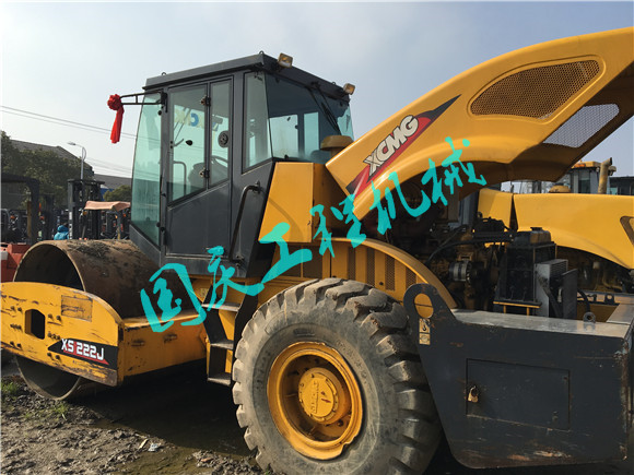 供應(yīng)←╱◣二手壓路機(jī)價(jià)格國(guó)慶◥╱→ 二手壓路機(jī)價(jià)格問(wèn)國(guó)慶