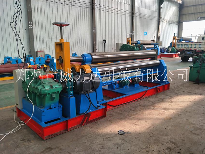供應(yīng)河南三輥卷板機(jī)/卷板機(jī)操作注意事項(xiàng)-電動(dòng)卷板機(jī)廠家-河南威力達(dá)機(jī)械
