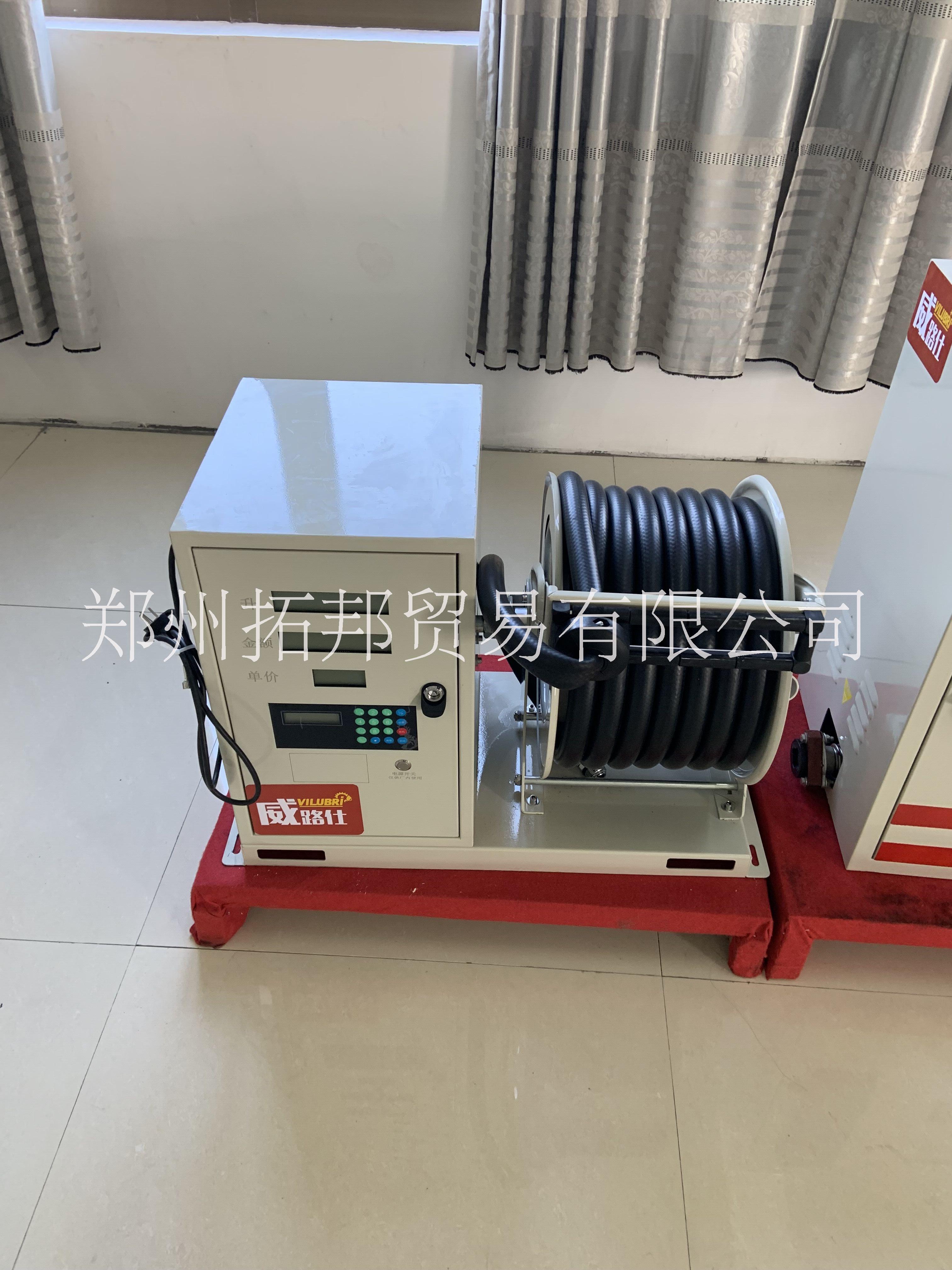 南陽(yáng)小型加油機(jī)生產(chǎn)廠家  南陽(yáng)小型加油機(jī)熱銷  南陽(yáng)小型加油機(jī)供應(yīng)商