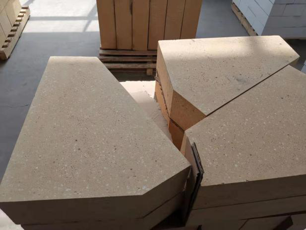 鋯莫來(lái)石磚-燒結(jié)鋯莫來(lái)石磚-電熔鋯莫來(lái)石磚現(xiàn)貨