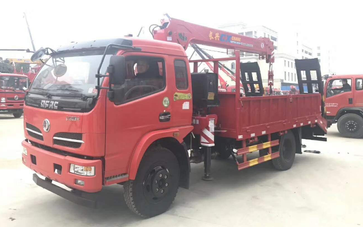 5噸隨車吊報價 5噸隨車吊哪里好