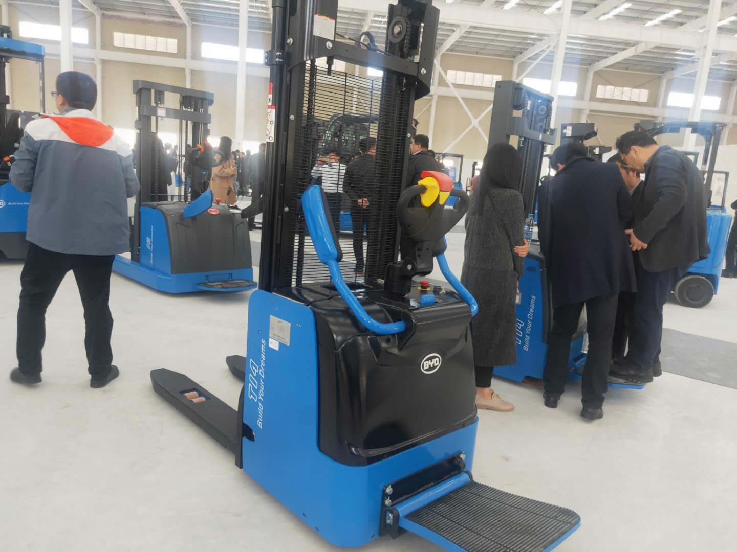 ?？诓孳嚺嘤?xùn)學(xué)校@廠商@公司@熱線