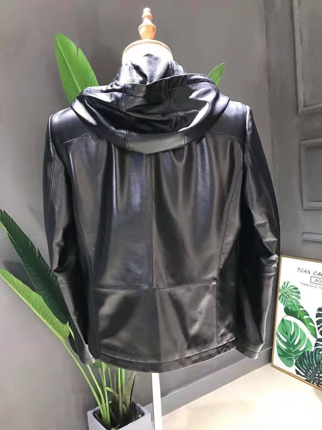 進(jìn)口綿羊皮連帽休閑皮衣批發(fā)