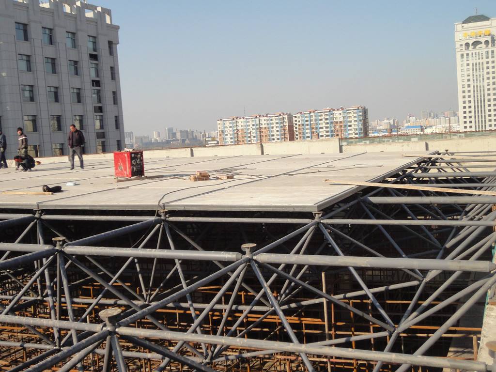 安徽省蕪湖市網(wǎng)架公司-蕪湖市網(wǎng)架加工廠-蕪湖市螺栓球網(wǎng)架公司 安徽省蕪湖市網(wǎng)架公司，蕪湖網(wǎng)架公