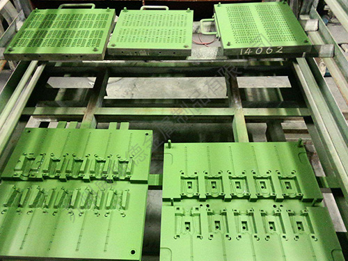 硅膠膜鐵氟龍噴涂哪里便宜 硅膠膜鐵氟龍噴涂批發(fā)價(jià)格