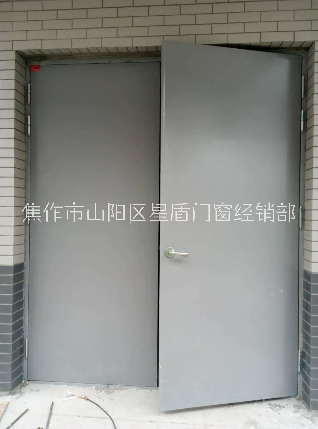 焦作星盾門窗老牌子新氣象星盾鋼質(zhì)門子母門四開門