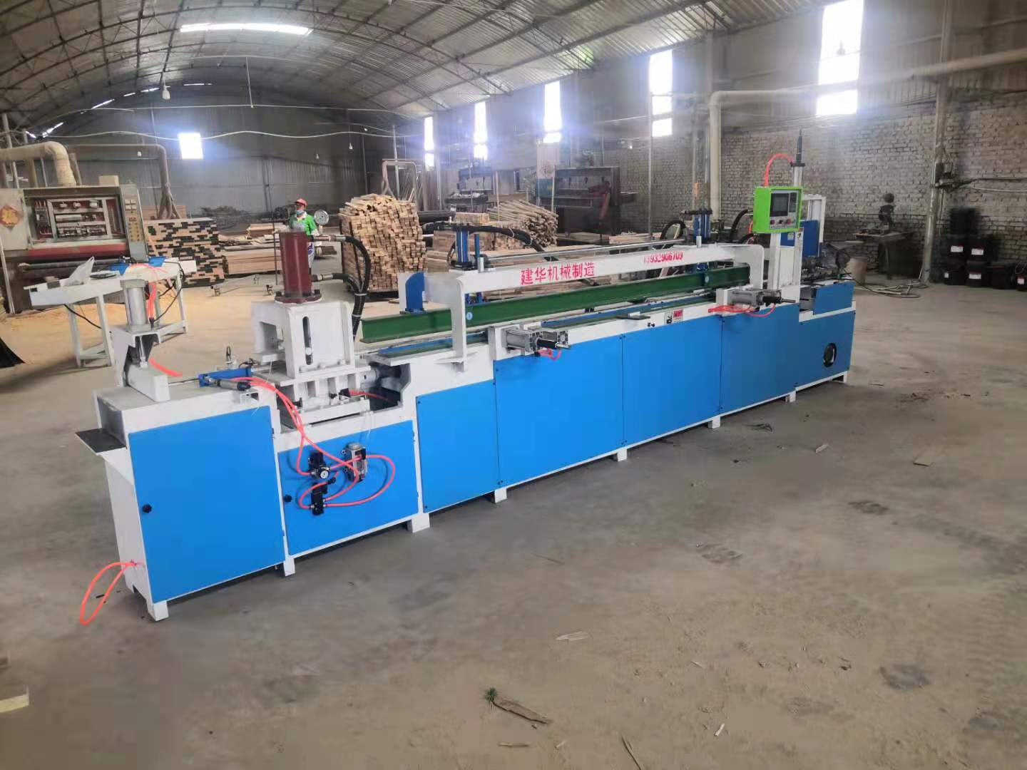 接木機(jī) 梳齒機(jī) 接方木機(jī) 方木接頭機(jī)自動(dòng)指接機(jī)設(shè)備