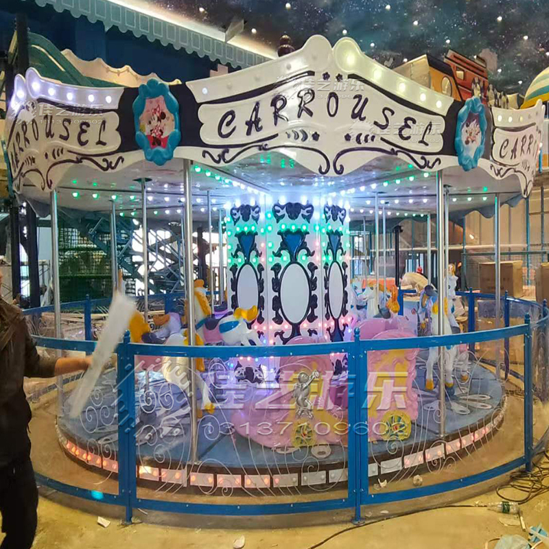 薰衣草16座旋轉(zhuǎn)木馬  佳藝游樂設(shè)備廠家 豪華轉(zhuǎn)馬