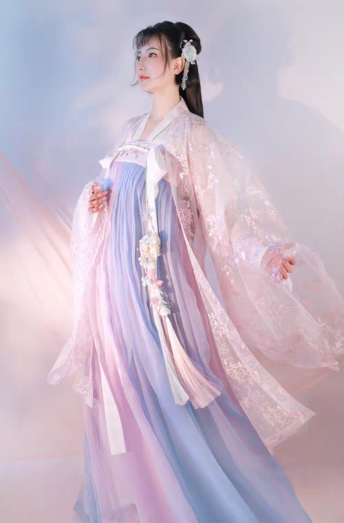 小品服裝 畢業(yè)服裝 表演服裝 動漫服裝