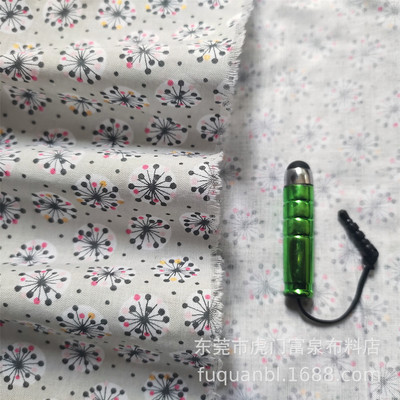 薄薄如絲一縷暖陽簡(jiǎn)而不繁的印花花布 印花花布廠家