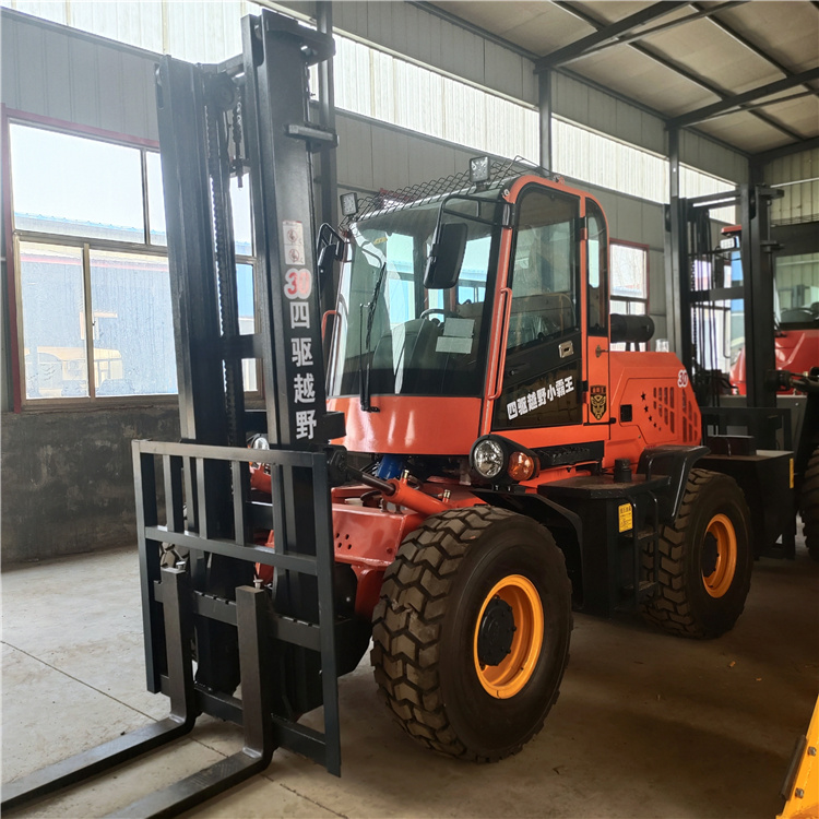 供應四驅越野叉車的品牌四輪驅動叉車的價格中首重工 四驅越野叉車