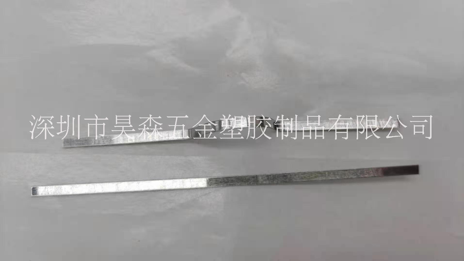 東莞光面鋁鼻梁條定制訂做生產(chǎn)廠家代加工定制供應(yīng)商