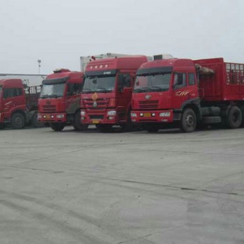 成都至烏魯木齊運輸專線  整車零擔 冷藏品貨運報價表 中轉(zhuǎn)全疆  成都到烏魯木齊直達物流