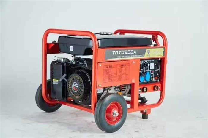 TOTO250A*?發(fā)電電焊機(jī)焊接情況