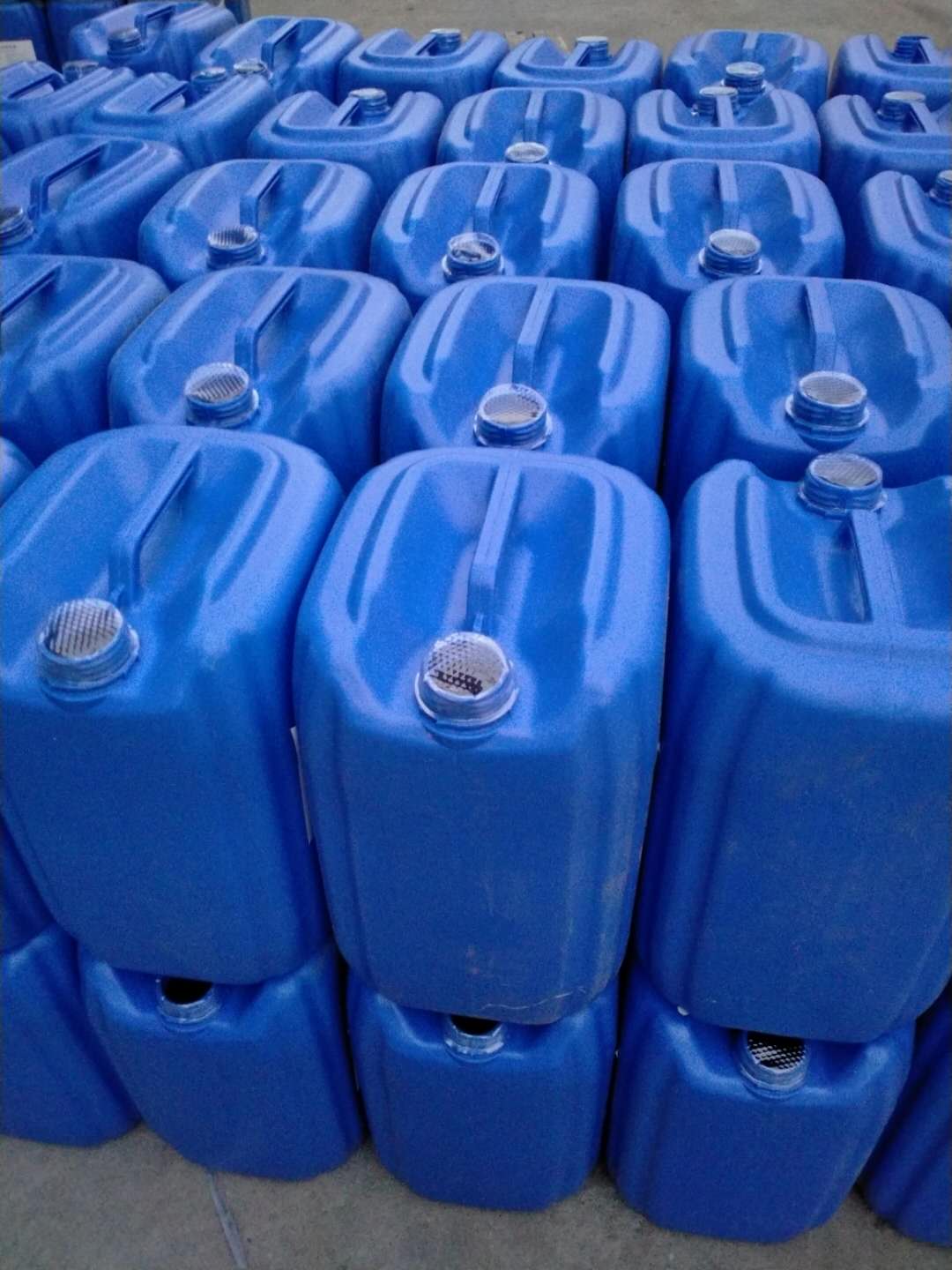 供應(yīng)循環(huán)水處理劑 阻垢緩蝕劑中性油田阻垢緩蝕劑