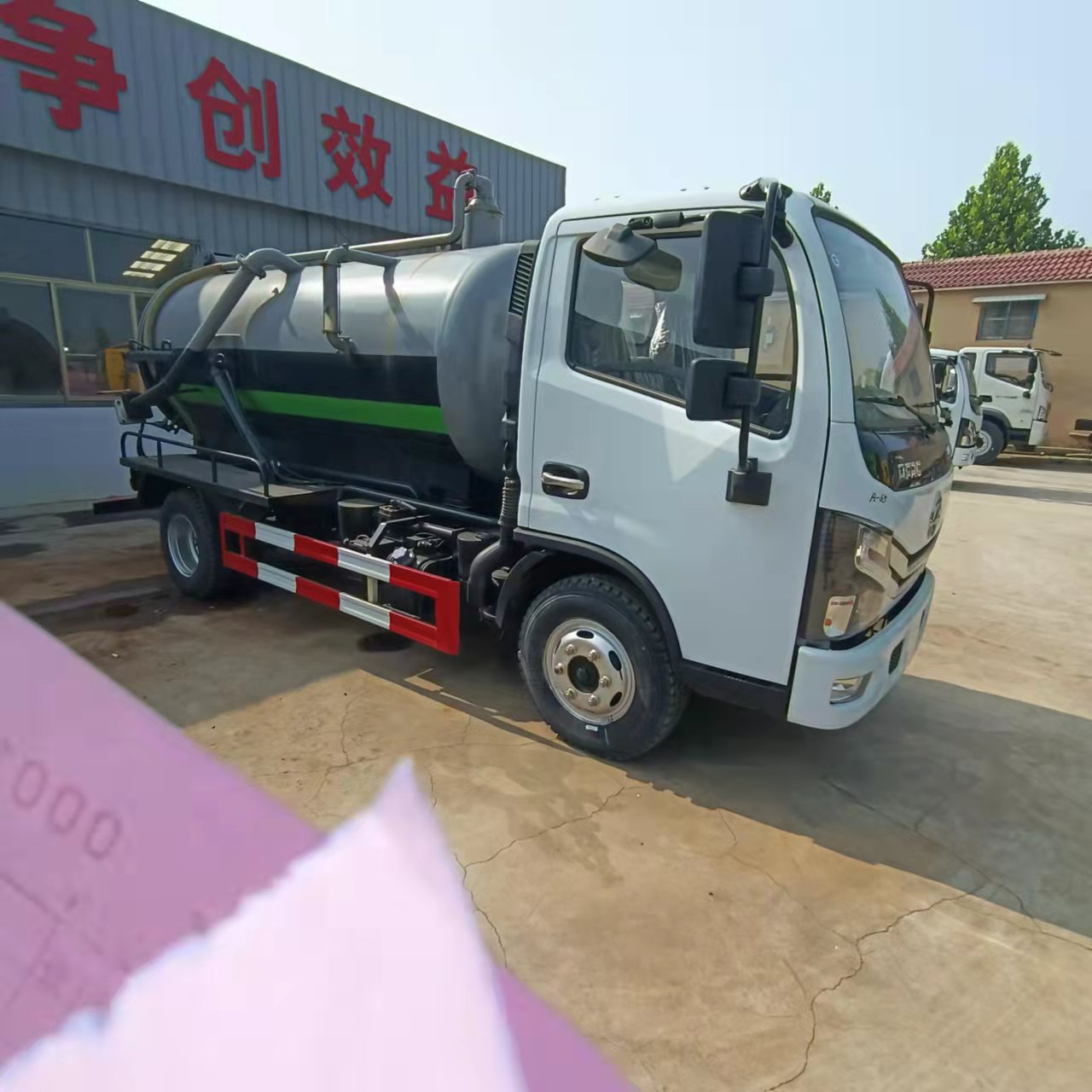 云南吸污車廠價批發(fā)，吸污車供應(yīng)廠家