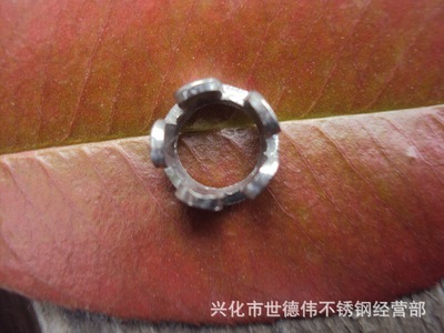 不銹鋼梅花凹形墊多少錢  不銹鋼梅花凹形墊廠家報價