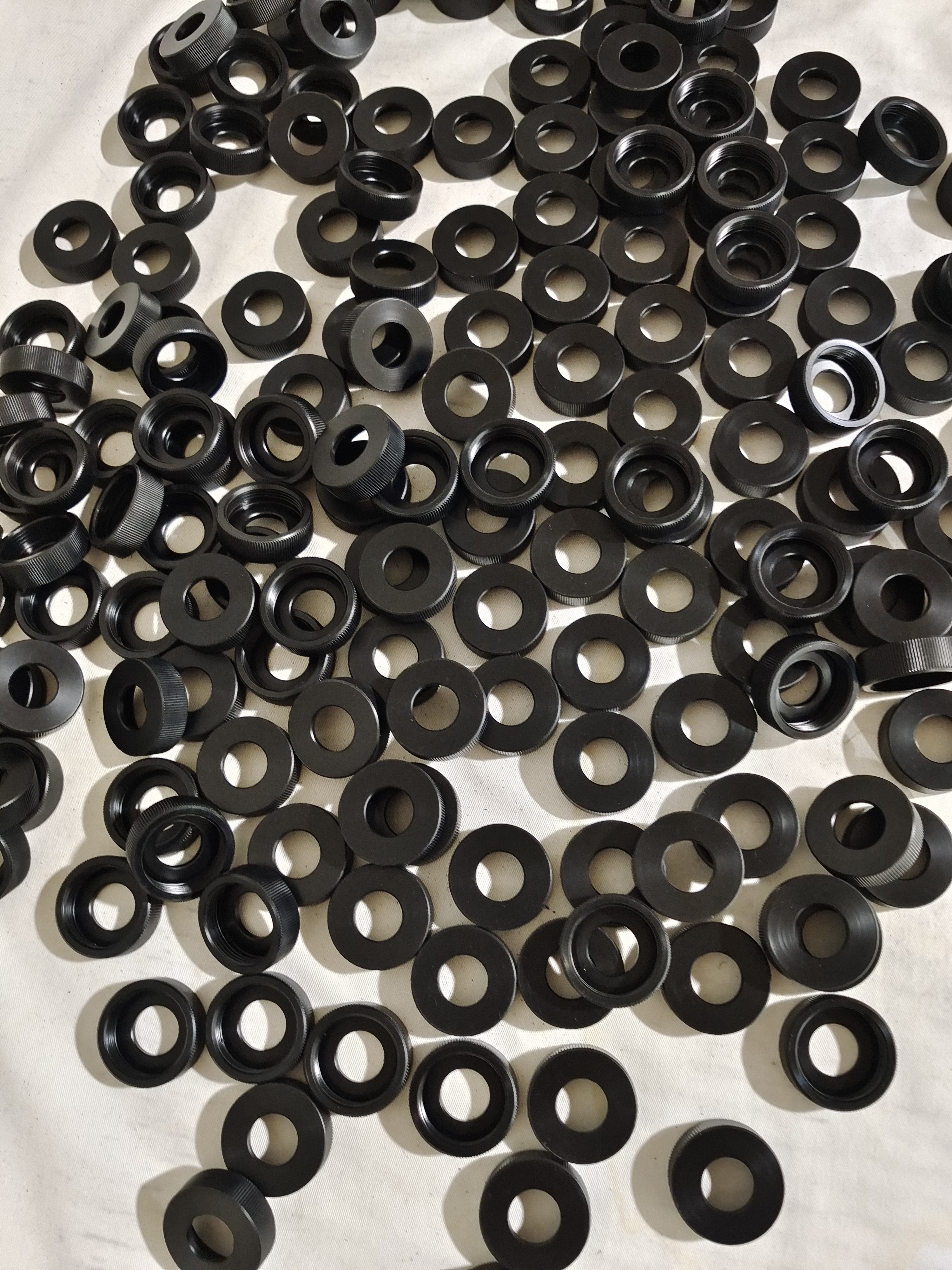 江蘇鈦合金陽極氧化加工廠商，鈦合金陽極氧化加工價錢