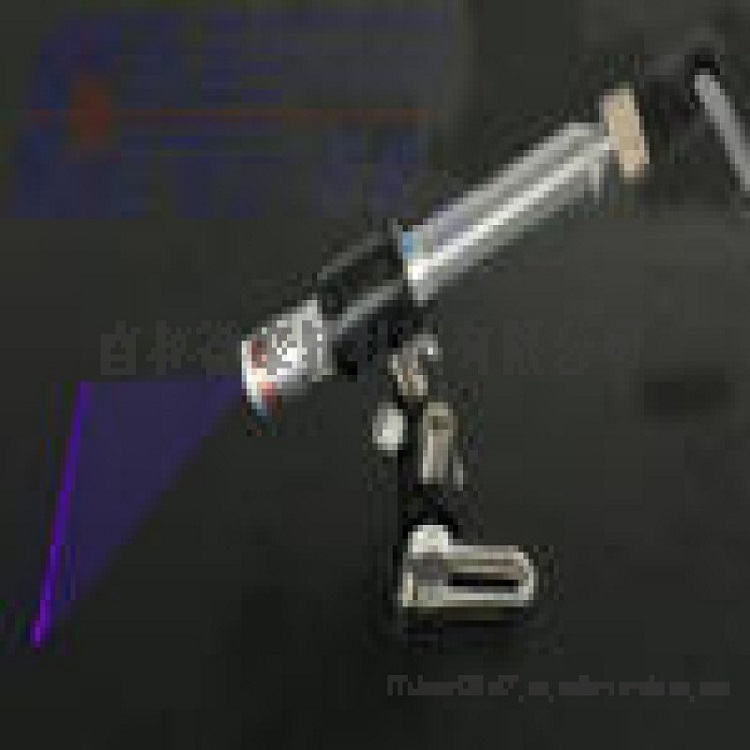 一字線多波長激光器