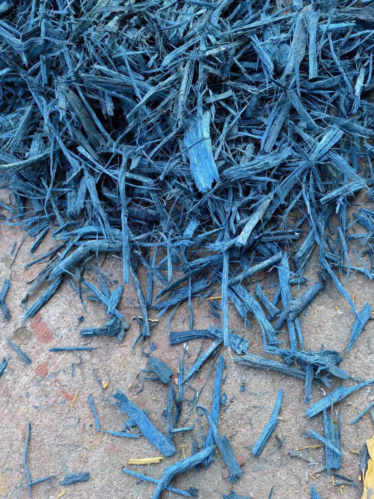 公園美化彩色樹皮 景觀園藝覆蓋木屑選擇要點