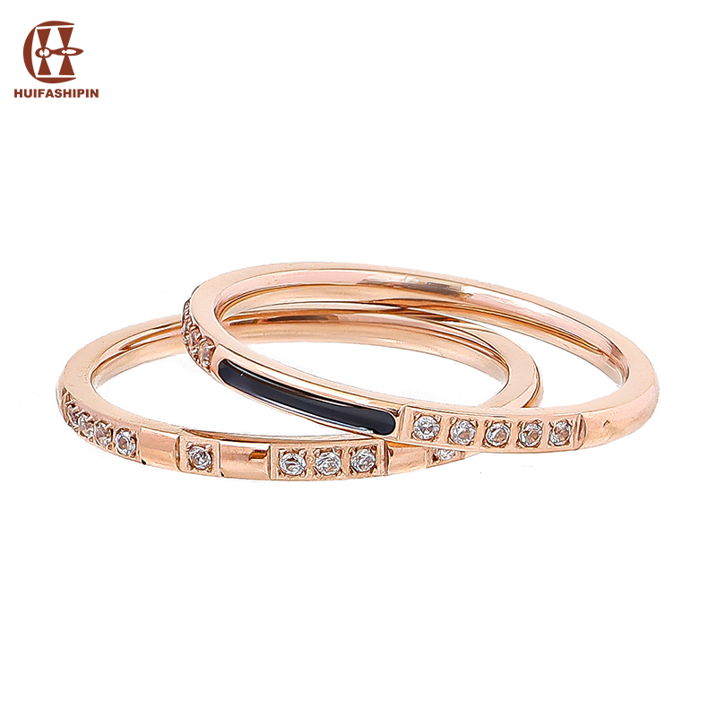 時(shí)尚簡(jiǎn)約對(duì)戒指加工定制 情侶個(gè)性細(xì)帶鉆指環(huán)潮飾品批發(fā)