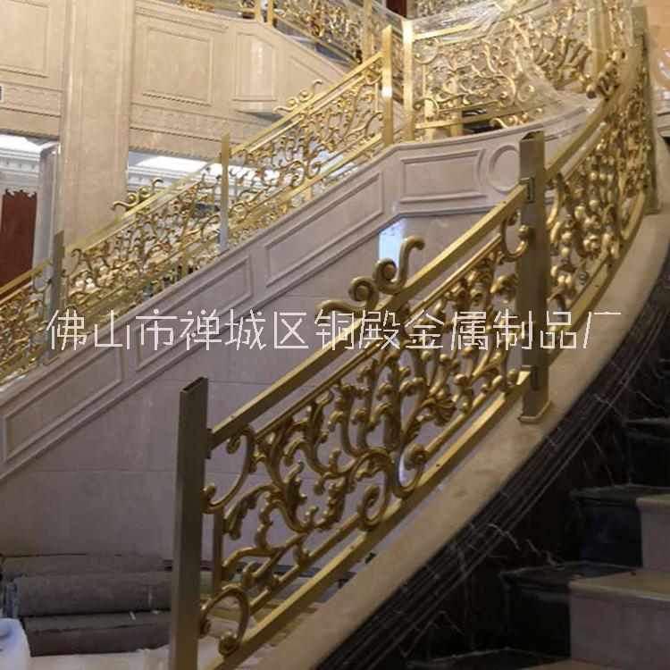 酒店歐美風鏡面玫瑰金銅樓梯美得不會被遺忘的