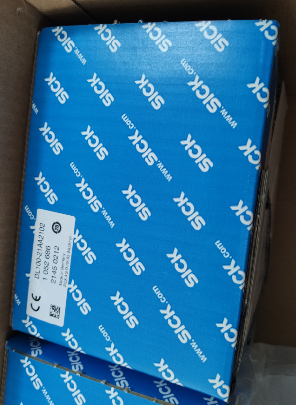 西克SICK遠(yuǎn)程距離傳感器貨號(hào)1052686   DL100-21AA2102