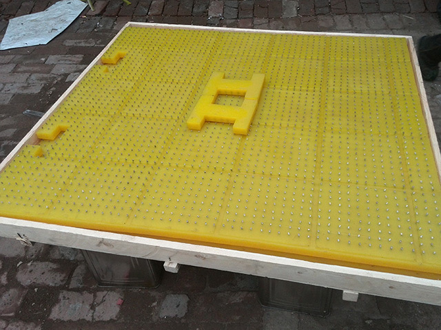 河北鉆井平臺防滑墊生產(chǎn)廠家，鉆井平臺防滑墊批發(fā)，鉆井平臺防滑墊價錢