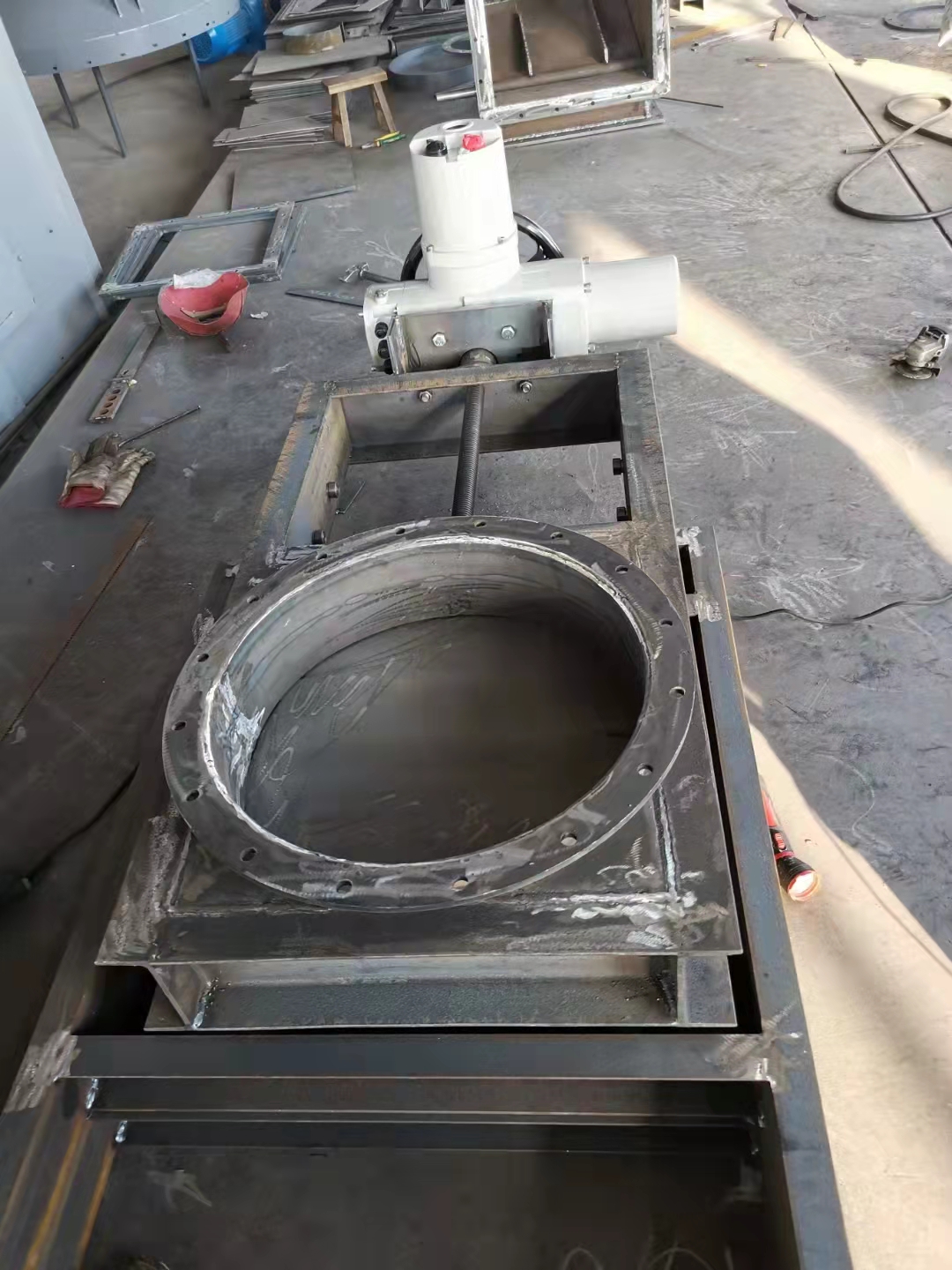 江蘇大量供應(yīng)電動閘板閥廠商/氣動閘板閥批發(fā)價格