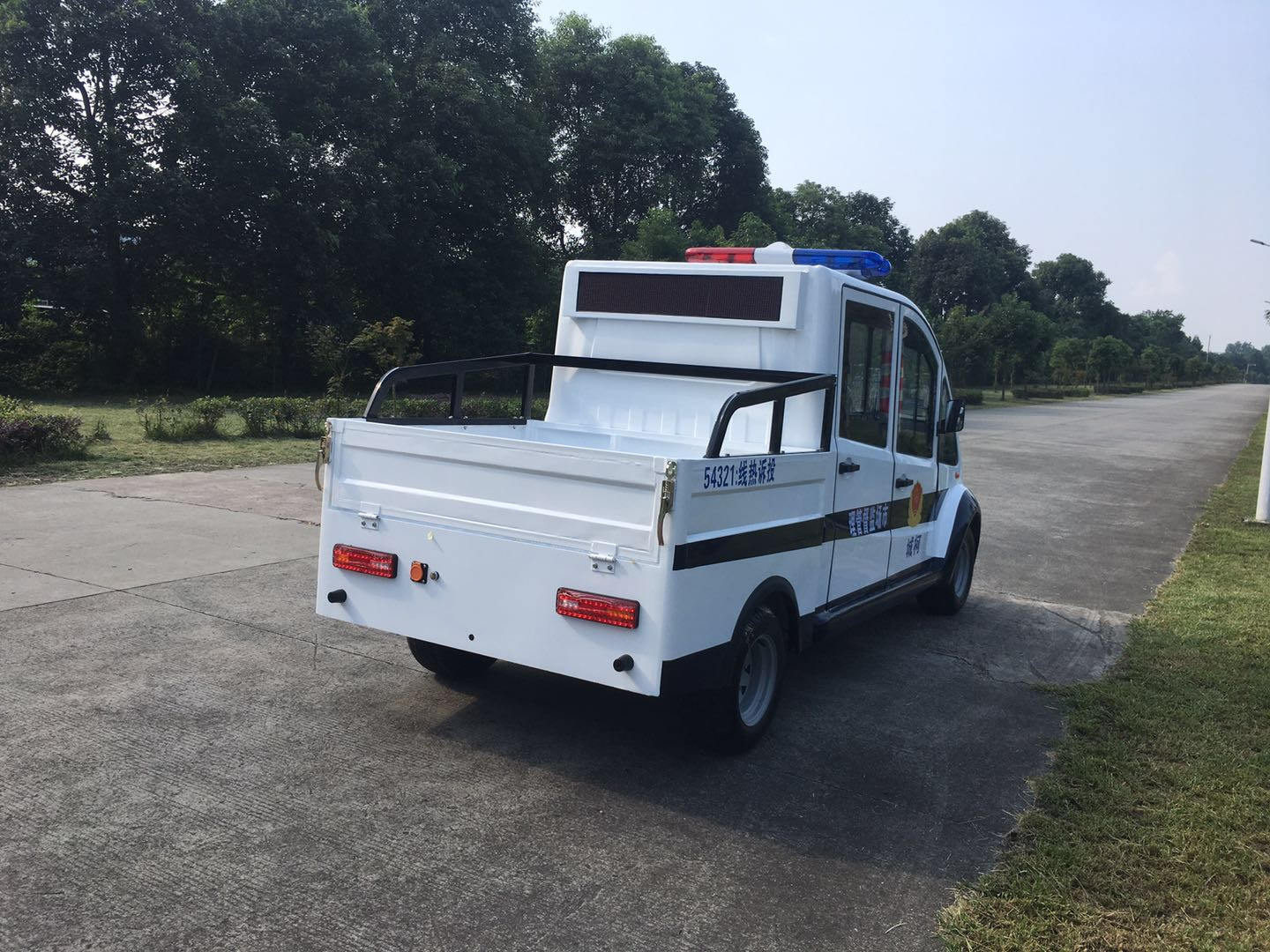 5座皮卡電動(dòng)車(chē) 5座皮卡電動(dòng)車(chē)，電動(dòng)貨車(chē)， 5座皮卡電動(dòng)車(chē)，電動(dòng)貨車(chē)，