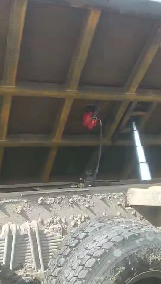拉煤自卸車振動器后翻側(cè)翻車下振料車載激振電機筑爐機爐底振動機 氣動振動器