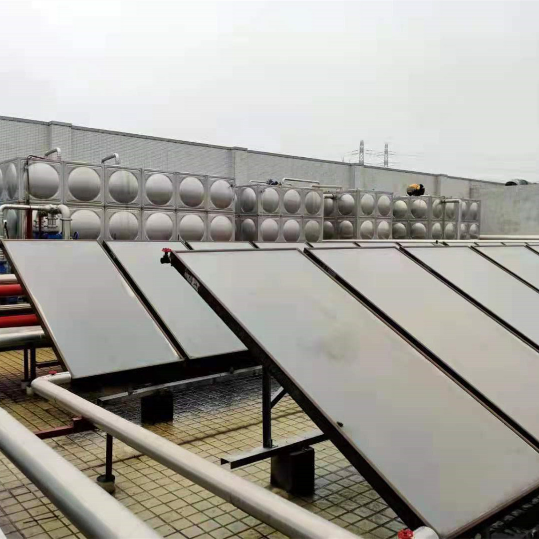集中集熱式平板太陽能適全安裝在樓頂、地面、平面等大面積場所