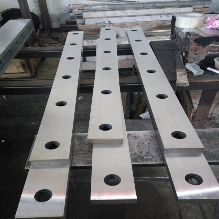 廠銷QC12K數(shù)控剪板機(jī)* QC12K剪板機(jī)* qc12k剪板機(jī)*