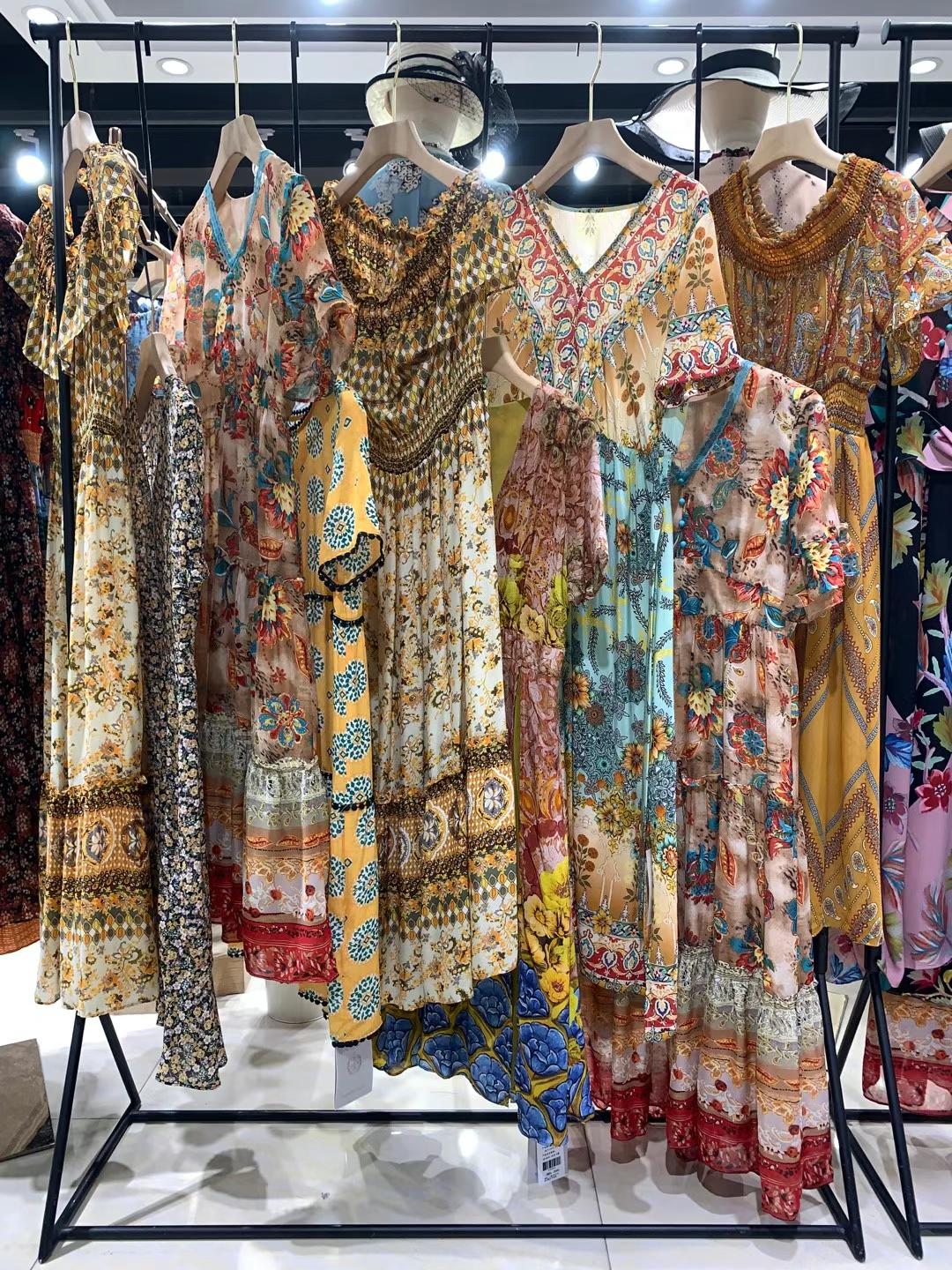 品牌香草集2022夏品牌折扣女裝庫存尾貨打包批發(fā)