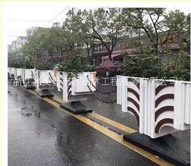 臉譜花箱  廠家定制新款PVC花箱  戶外道路人行道隔離  美化景觀花盆花槽  PVC臉譜花箱