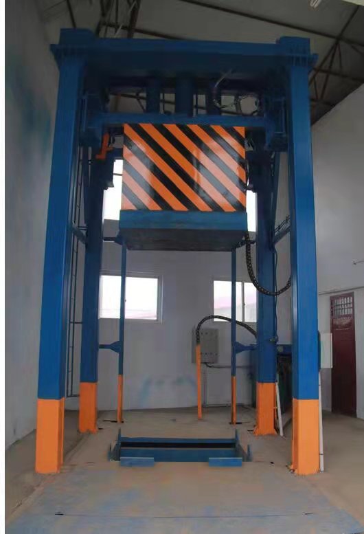 衡水LYCS型垂直四柱三缸式垃圾壓縮設(shè)備