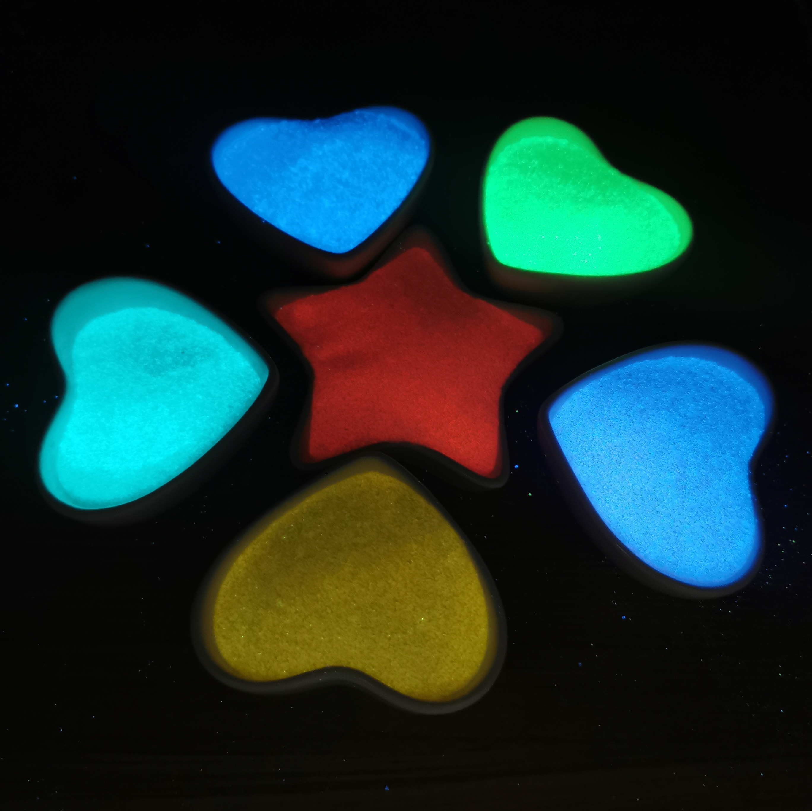瑞博夜光粉-河北供應夜光粉廠家，價格【靈壽縣瑞博礦產(chǎn)品加工廠】