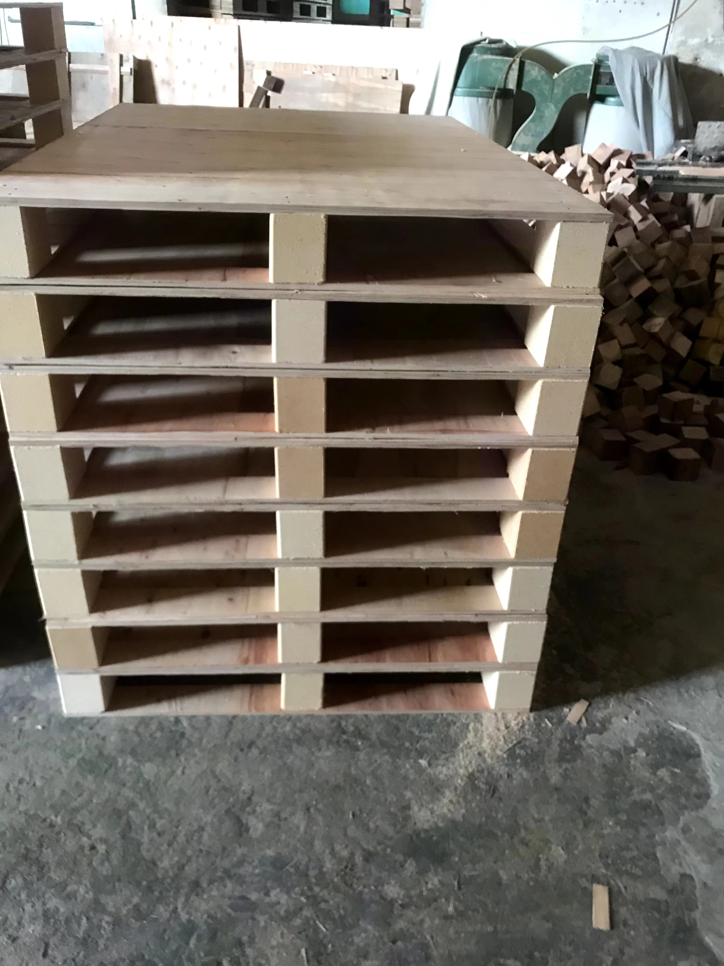 福田供應(yīng)防潮棧板生產(chǎn)廠家、生產(chǎn)制造、多少錢、廠家哪個(gè)好、廠商供應(yīng) 網(wǎng)格九腳型