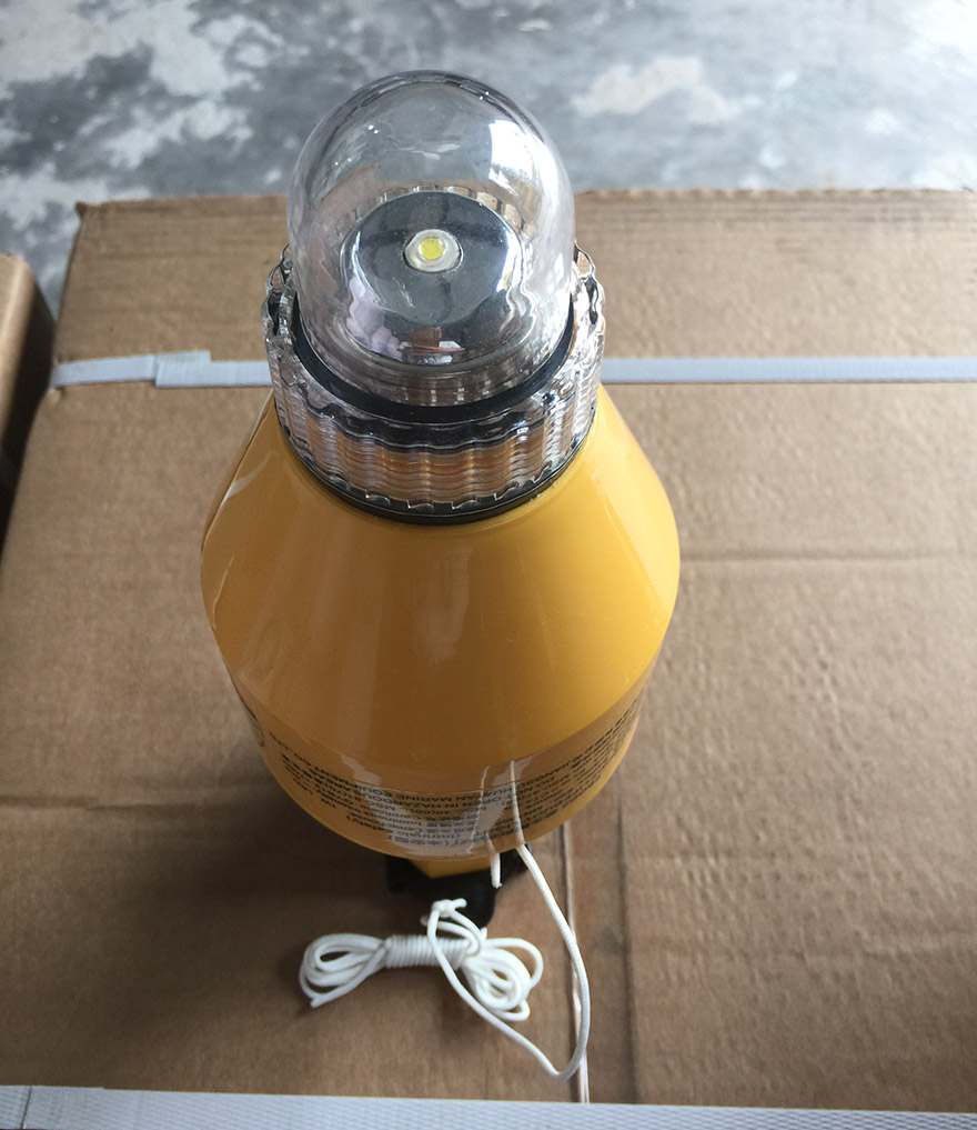 救生圈自亮浮燈供應(yīng)商，救生圈自亮浮燈批發(fā)，救生圈自亮浮燈廠價銷售