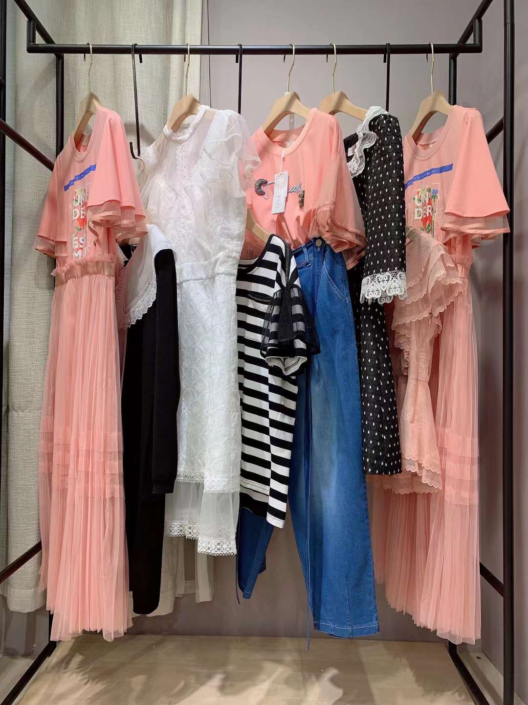 時尚品牌 珈姿萊爾 2022大碼女裝折扣尾貨清倉批發(fā)渠道