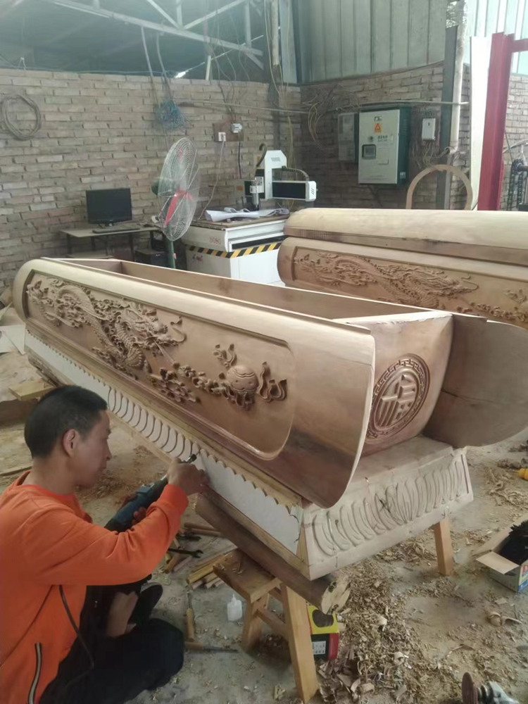 金絲楠木土葬棺材定做手工棺材