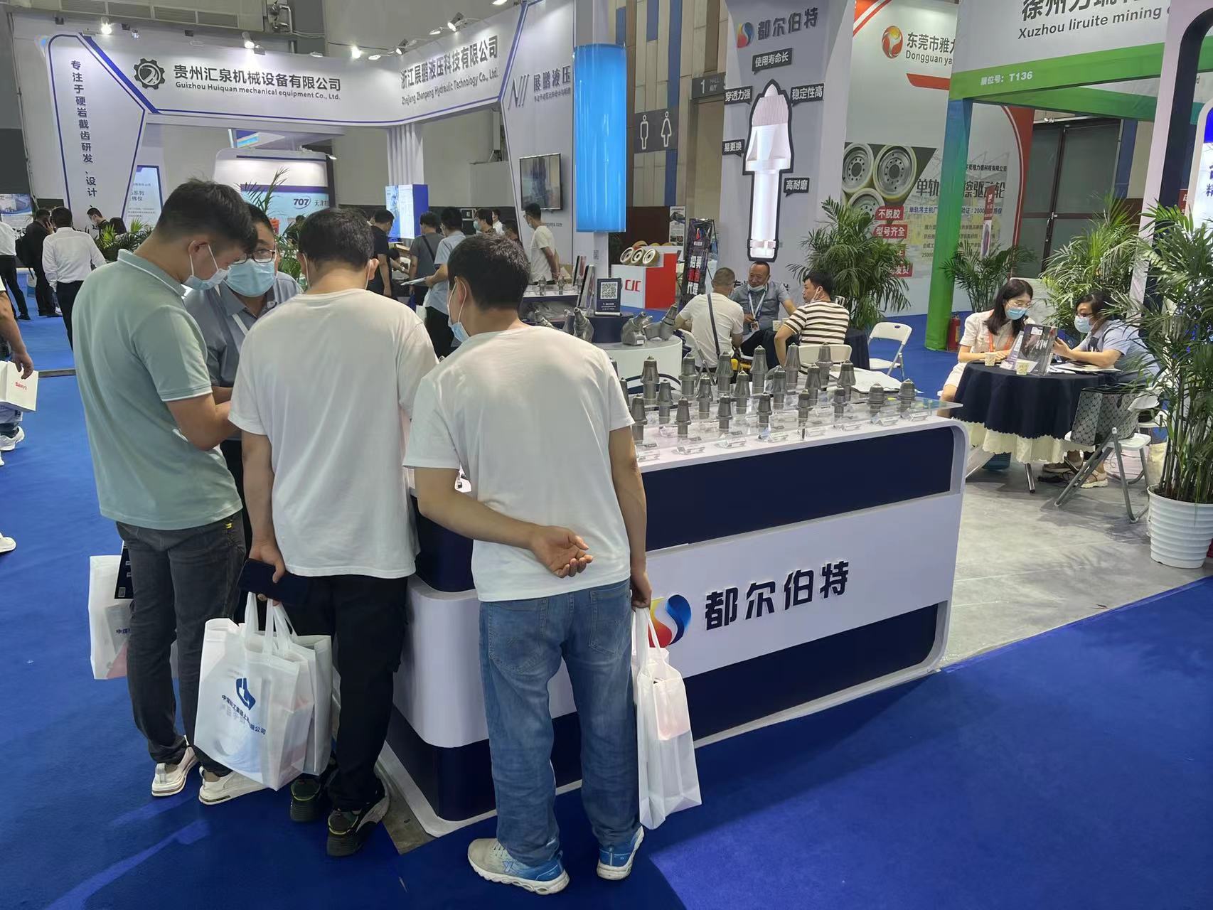 截齒掘進機配件采煤機煤礦隧道截齒鎬型截齒耐磨無火花截齒廠家