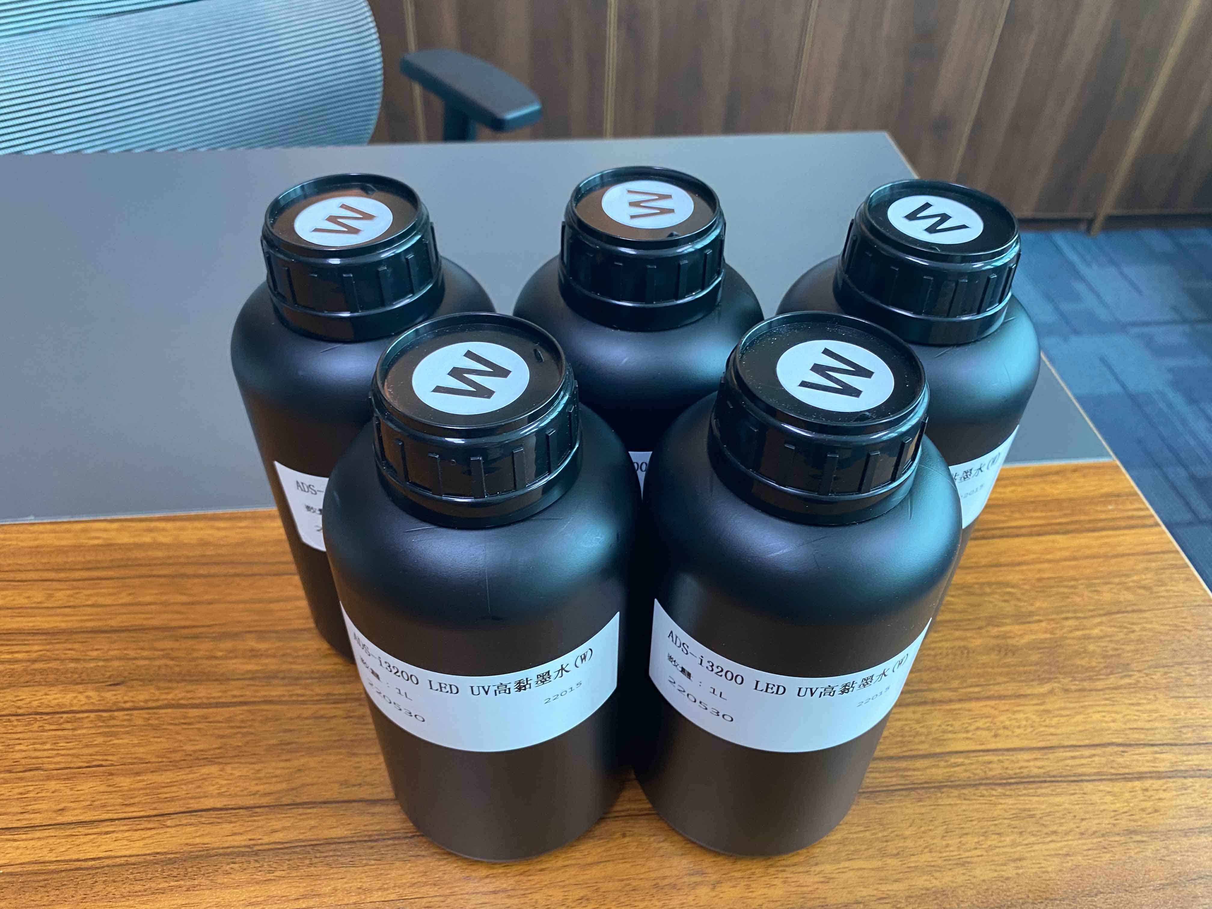 臺灣東周i3200 高噴數(shù)碼打印uv墨水