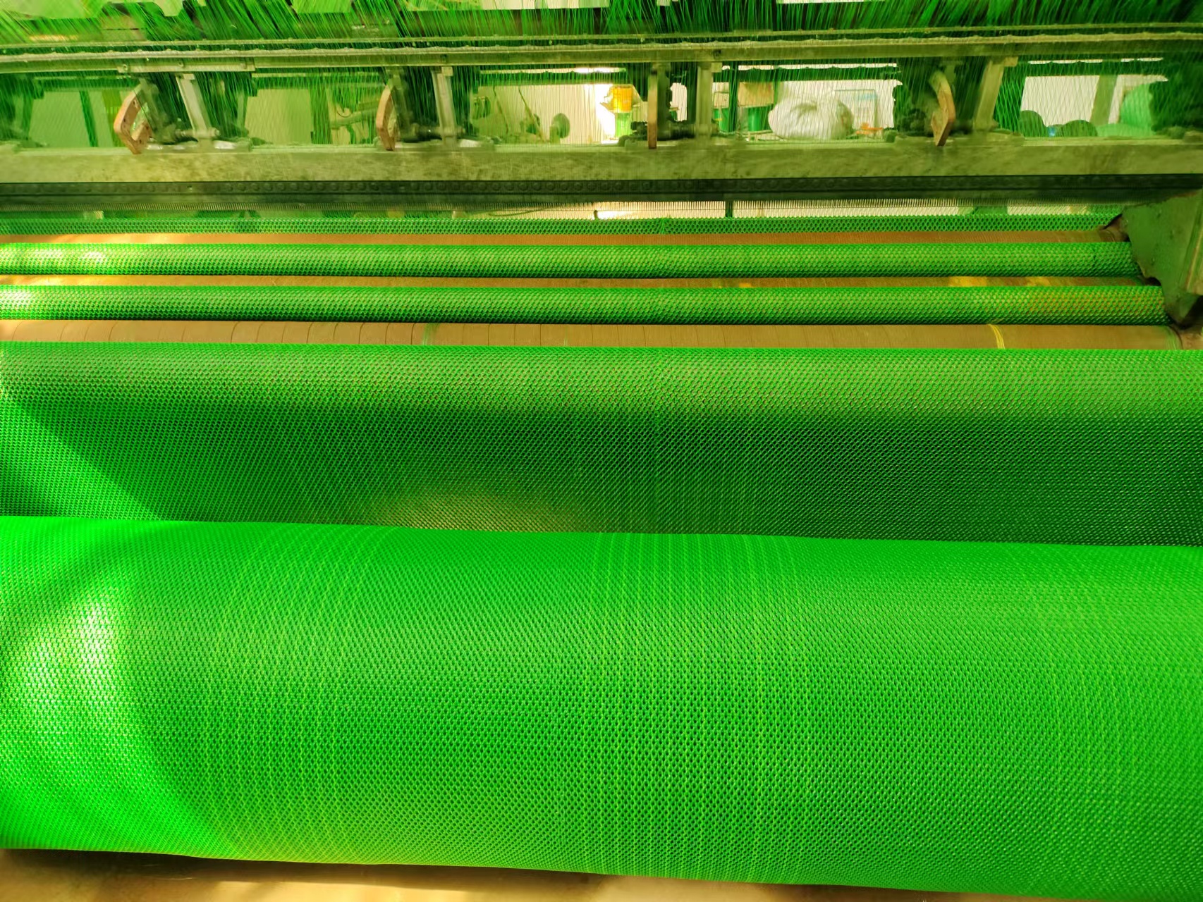 柔性防風(fēng)抑塵網(wǎng) 綠色聚乙烯阻燃防風(fēng)抑塵網(wǎng)防沙網(wǎng)煤場(chǎng)防風(fēng)抑塵網(wǎng) 煤堆場(chǎng)設(shè)置的擋風(fēng)抑塵墻