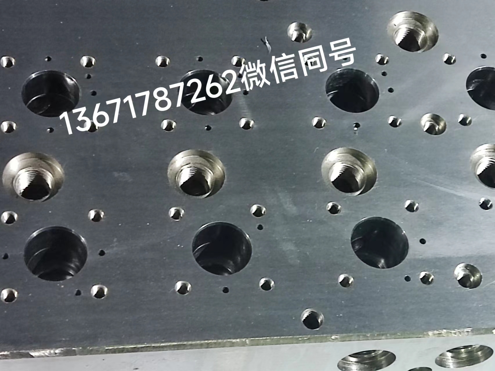 液壓閥塊加工  油路塊加工定做 螺紋插閥非標(biāo)油路塊 標(biāo)準(zhǔn)油路塊 螺紋插閥非標(biāo)閥塊 標(biāo)準(zhǔn)油路塊