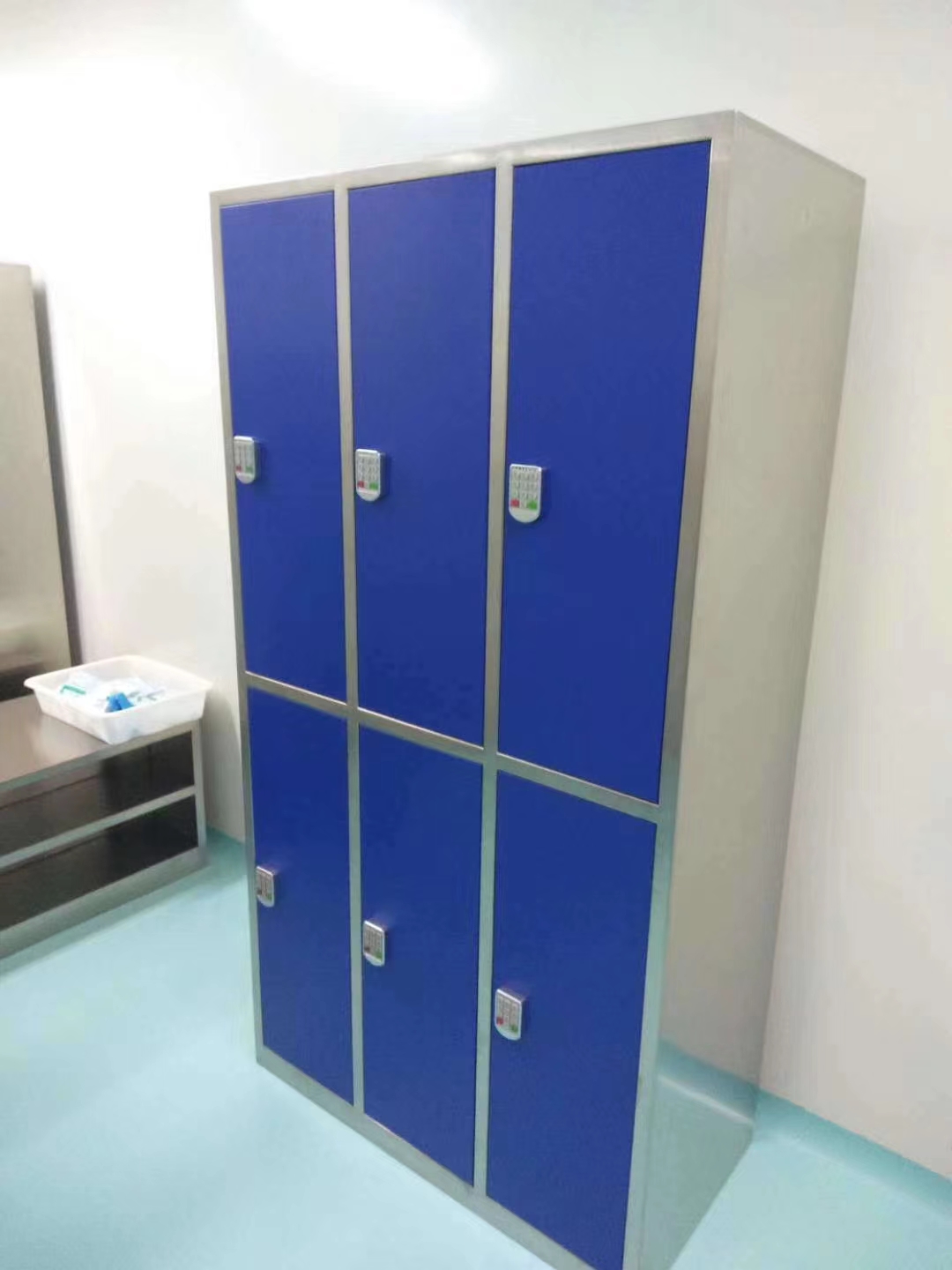 不銹鋼更衣柜 車間多門儲物柜碗柜 可定制尺寸